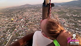 Alexxx E Sammm Em Um Encontro Íntimo Entre Pirâmides Em Um Balão De Ar Quente